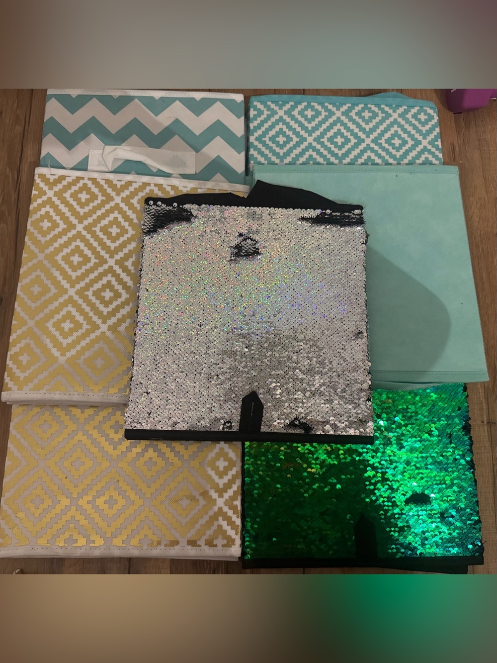 Collapsible Storage Cubes